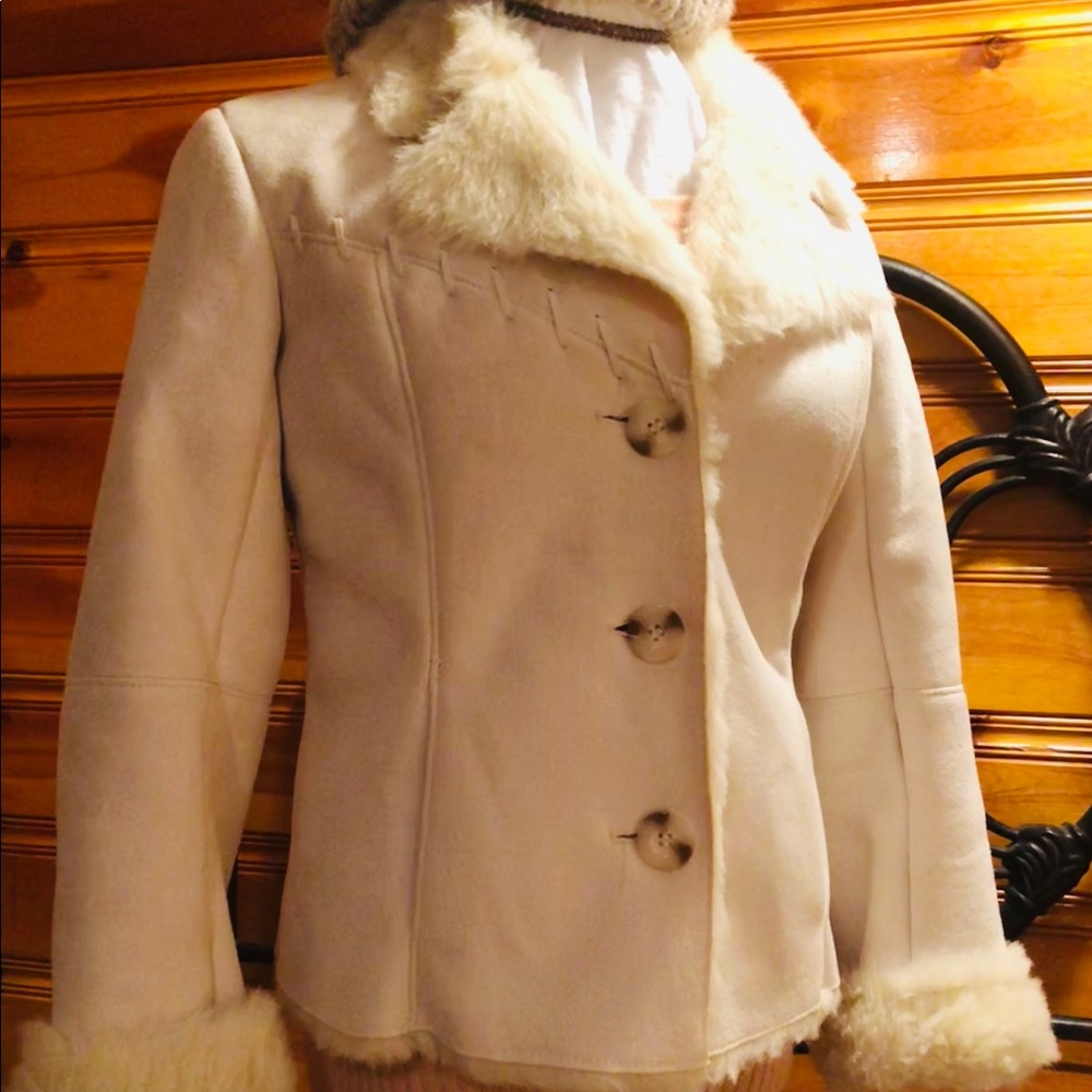 GORGEOUS White Suede Coat with Flux Fur
